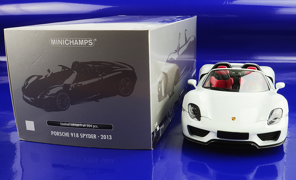 110062436 Porsche918 Sypder 2013 White