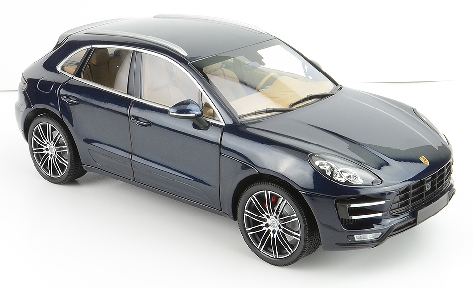 110062507 Porsche Macan Turbo 2013 Blue Metallic