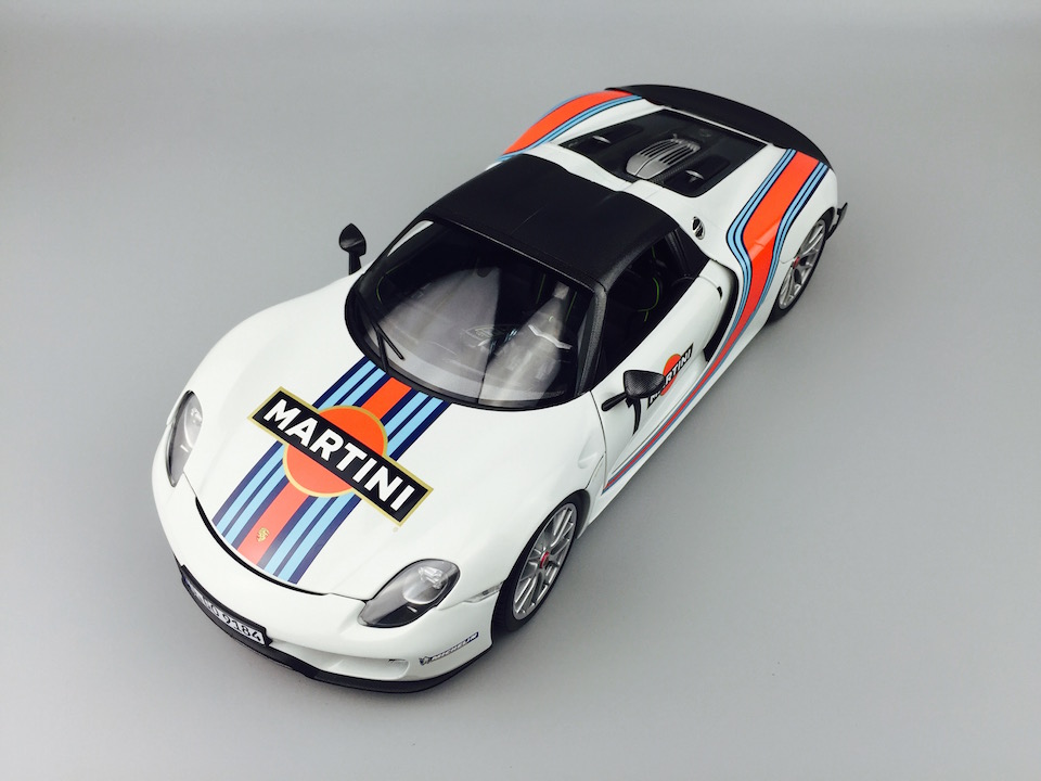 110062440 Porsche 918 Spyder2013Weissach Package 'Martini'