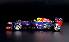 S.Vettel-2013 Infiniti Red Racing RB9