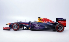 S.Vettel-2013 Infiniti Red Bull Racing RB9