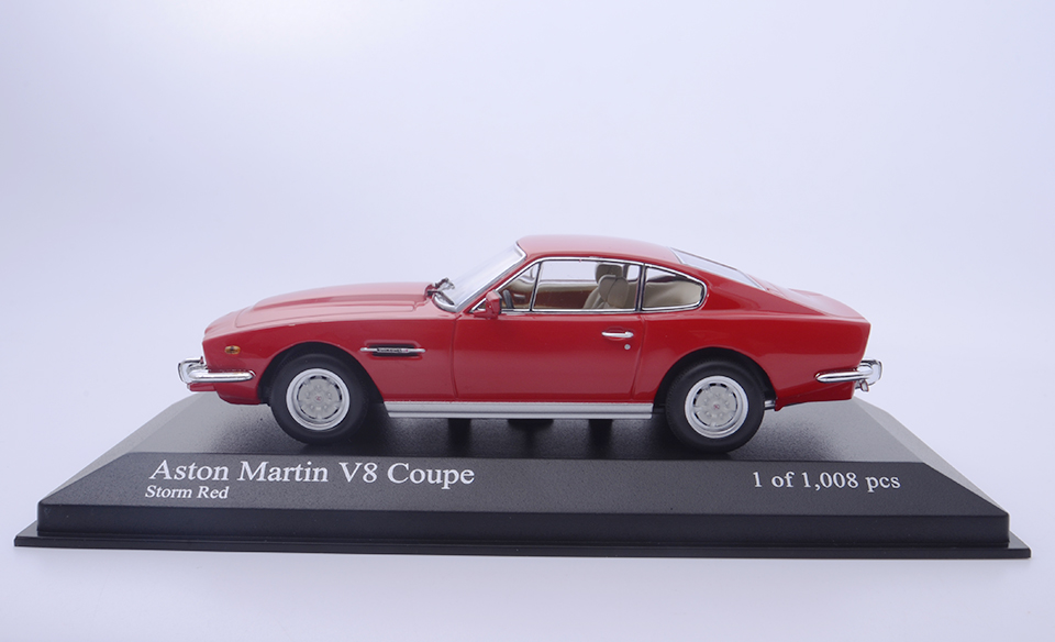 Aston Martin V8 Coupe 1987 Red