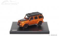 Brabus G-Class with Adventure Package Mercedes-AMG G 63 - 2020 - Cooper Metallic 1/43 中文：博速 G-Class 探险套件版 2020款 金属铜 1/43 颜色：亚光金属铜色车身，黑色内饰，配碳纤维装饰 比例：1/43 主要特征：博速探险版套件，行李架，攀爬梯，越野轮胎，备胎架，前轮转向