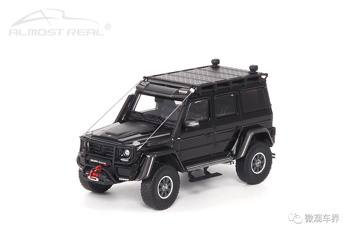 Brabus 550 Adventure Mercedes-Benz G-Class 4×4² - 2017 - Electric Beam Yellow 1/43 中文：博速550探险版 2017款 黄色 1/43 颜色：黄色车身，黑色内饰，配碳纤维装饰 比例：1/43 主要特征：博速探险版套件，行李架，越野轮胎，备胎架，仿真线缆绞盘，前轮转向