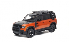 Land Rover Defender 110 - 2022 - Phoenix Orange / Santorini Black 1/18